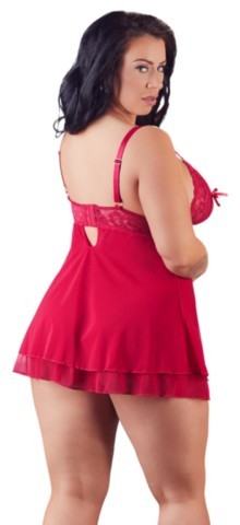 Nuisette Cottelli Curves en dentelle avec bonnets ouverts décorés de boucles, jupe évasée en powernet double épaisseur et bretelles réglables, disponible en noir ou rouge.